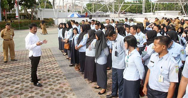 68WALIKOTA MEMBERIKAN PENGARAHAN.jpg